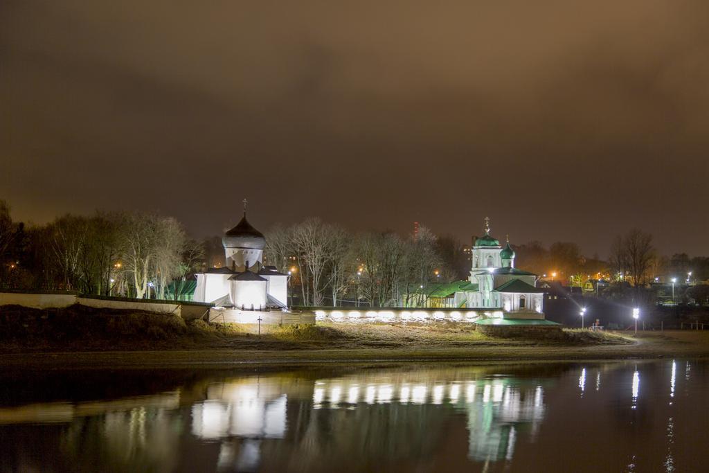 U Pokrovki Guest House Pskov Eksteriør bilde